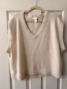 H&M Light Cream V-Neck Knit Sweater Vest